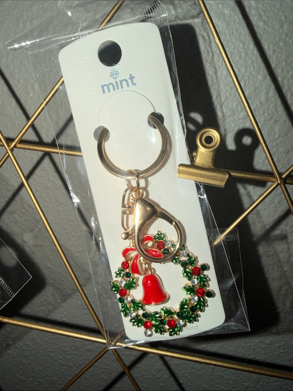 Mint Gold-Tone Keychain with Red Bell and Green Wreath